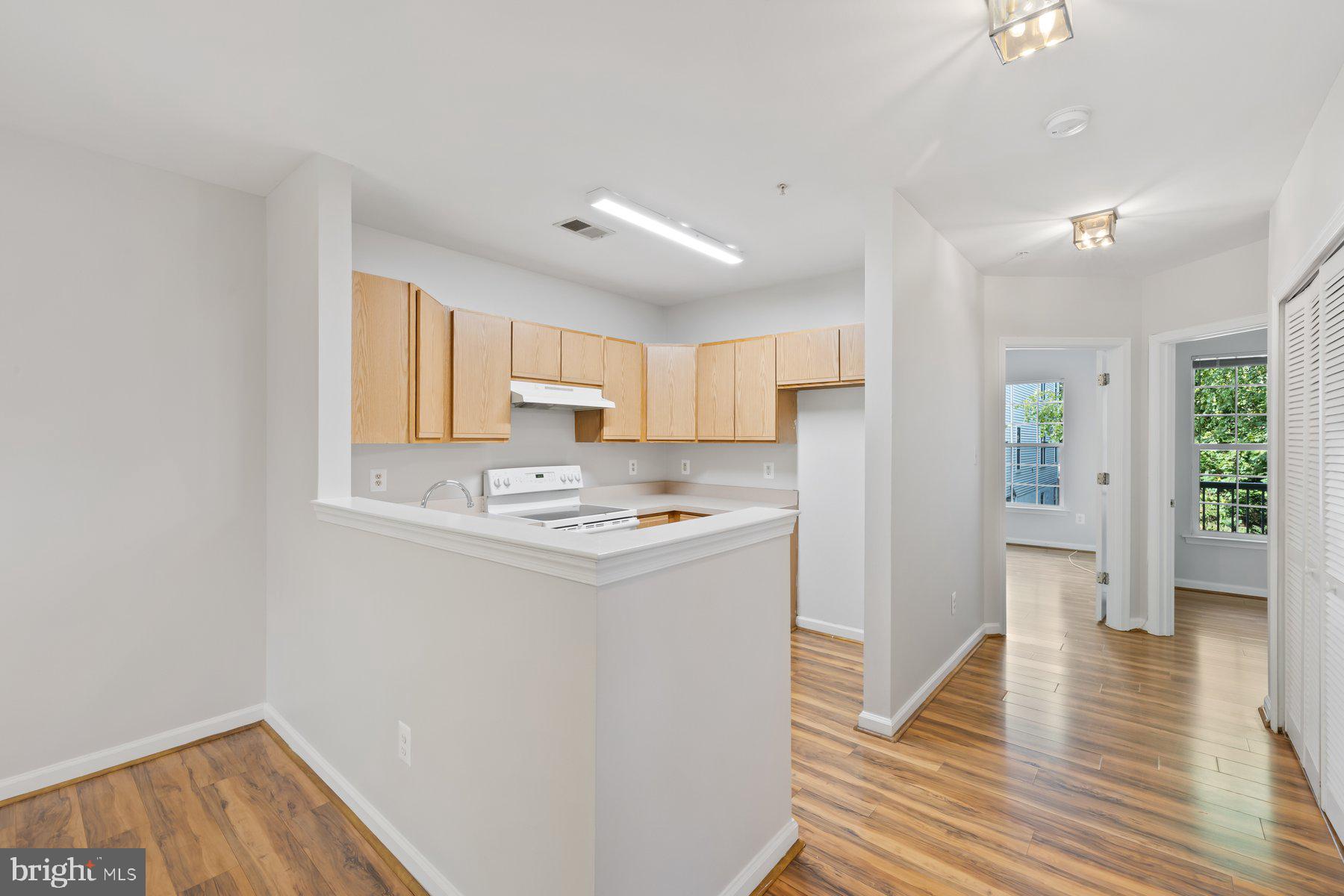 11303 KING GEORGE DRIVE 12