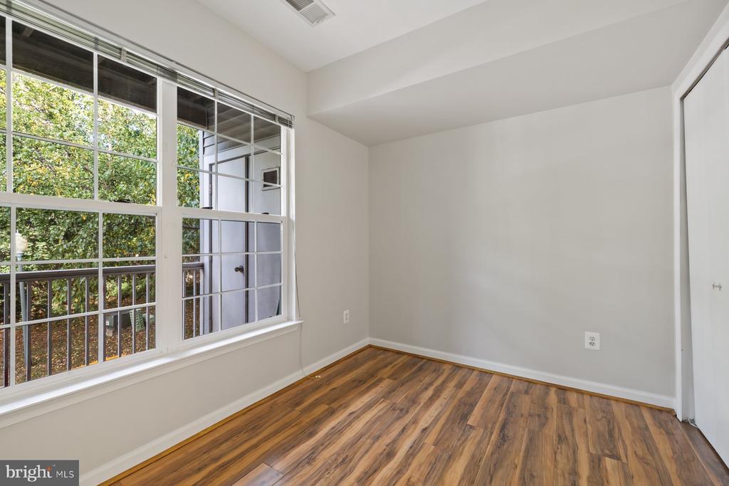 11303 KING GEORGE DRIVE 12