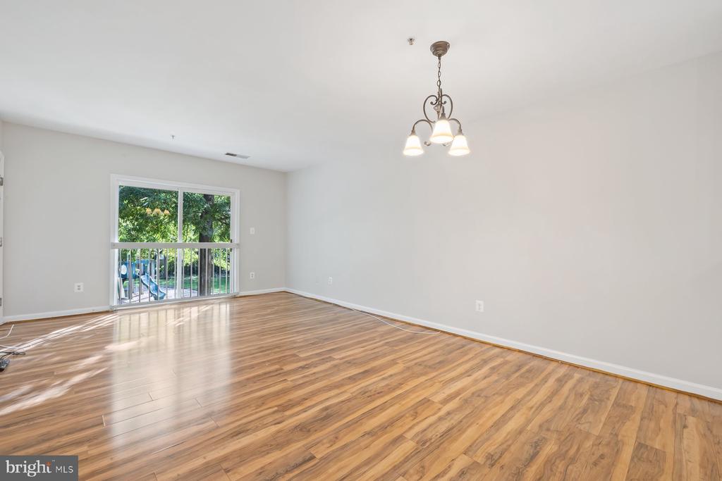 11303 KING GEORGE DRIVE 12