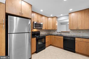 5155 KING CHARLES WAY