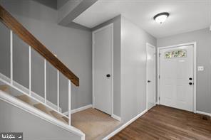 5155 KING CHARLES WAY