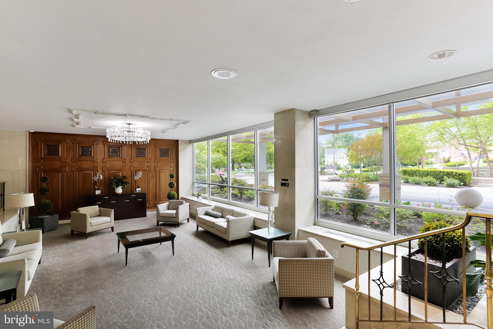 1900 LYTTONSVILLE ROAD 802