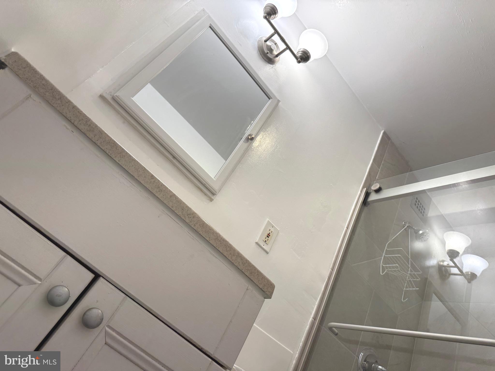 1900 LYTTONSVILLE ROAD 802