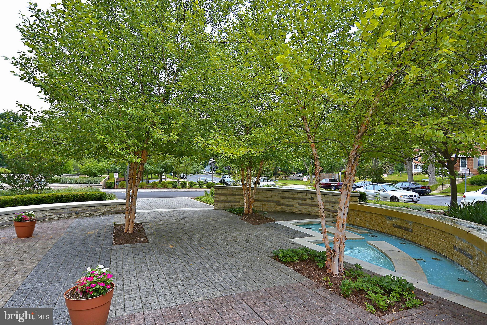 1900 LYTTONSVILLE ROAD 802