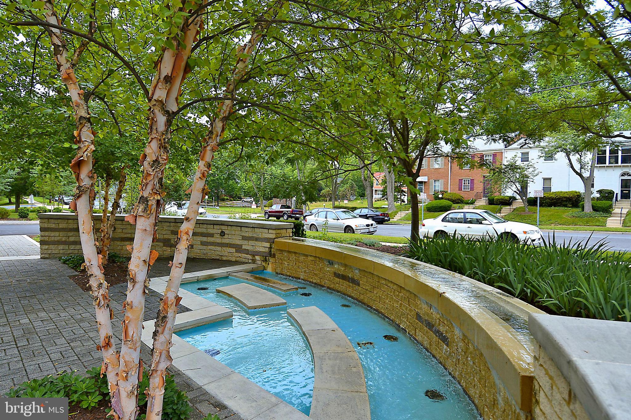 1900 LYTTONSVILLE ROAD 802