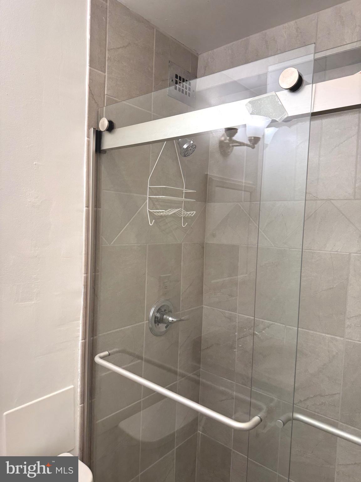 1900 LYTTONSVILLE ROAD 802