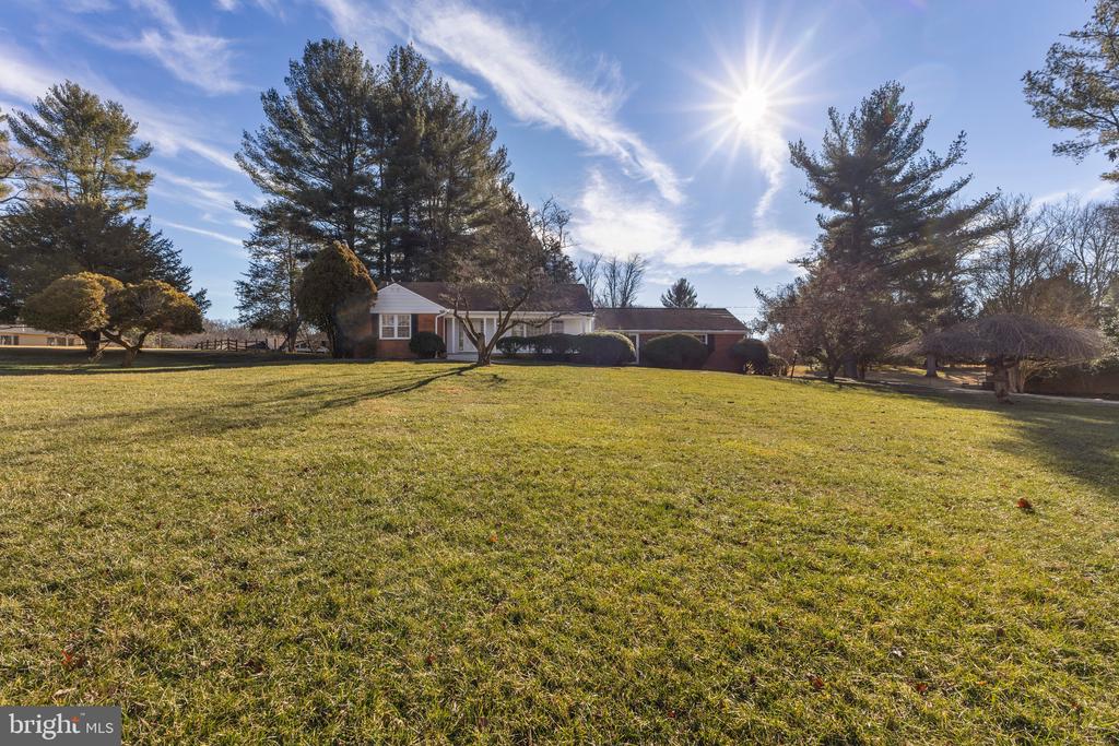 412 VIERLING DRIVE