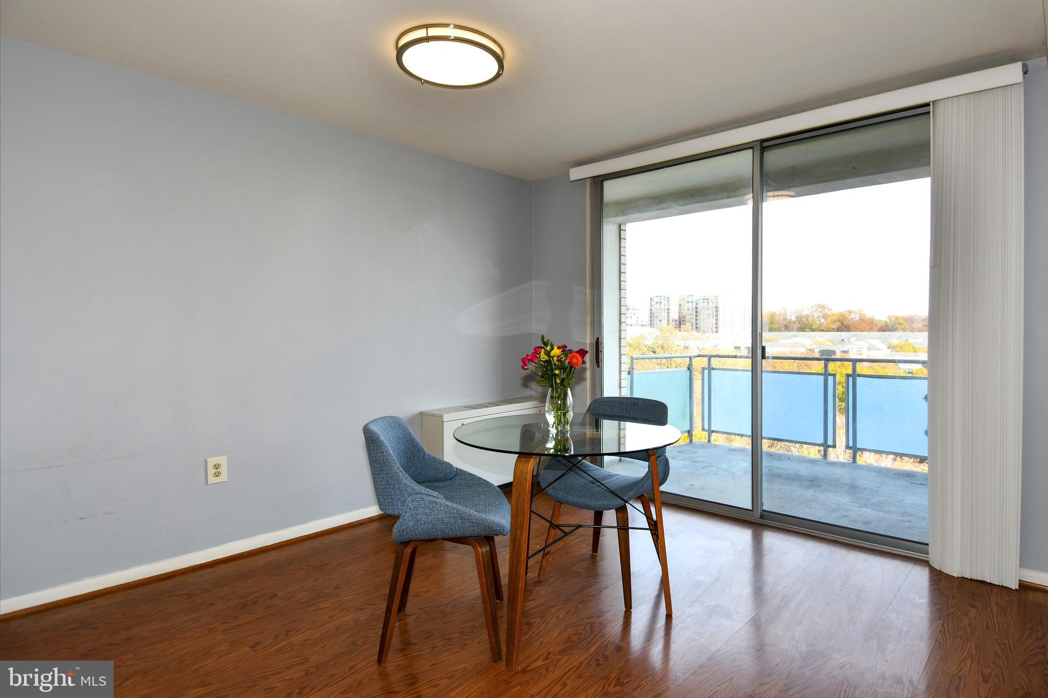 10201 GROSVENOR PLACE 1015