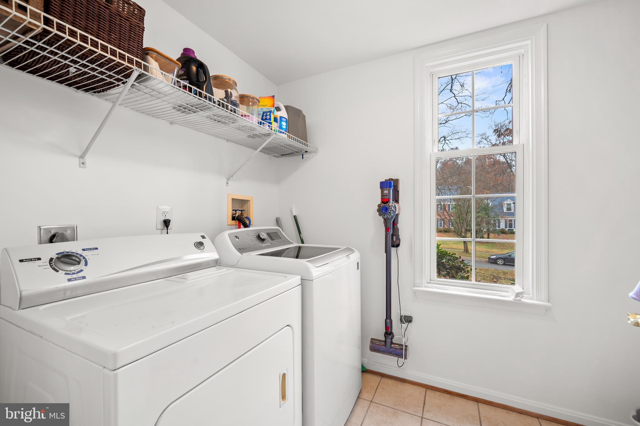 13625 MIDDLEVALE LANE