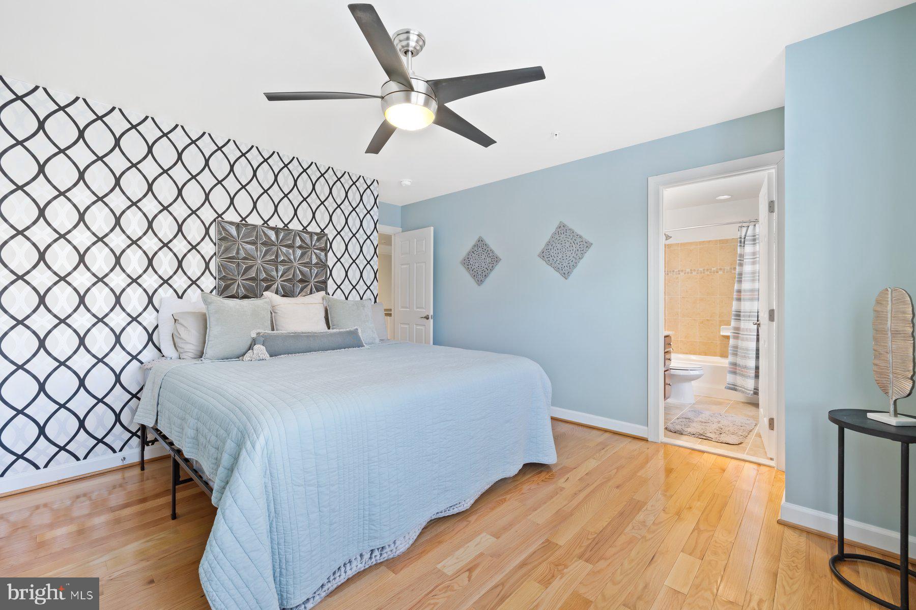 23004 SYCAMORE FARM DRIVE