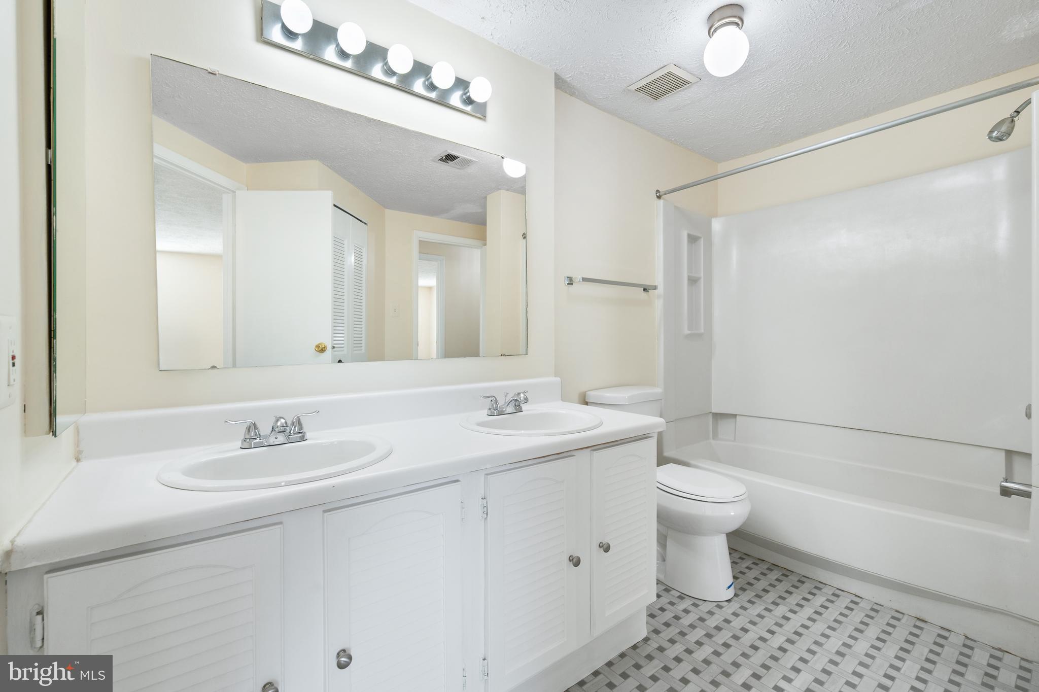 26008 BRIGADIER PLACE E