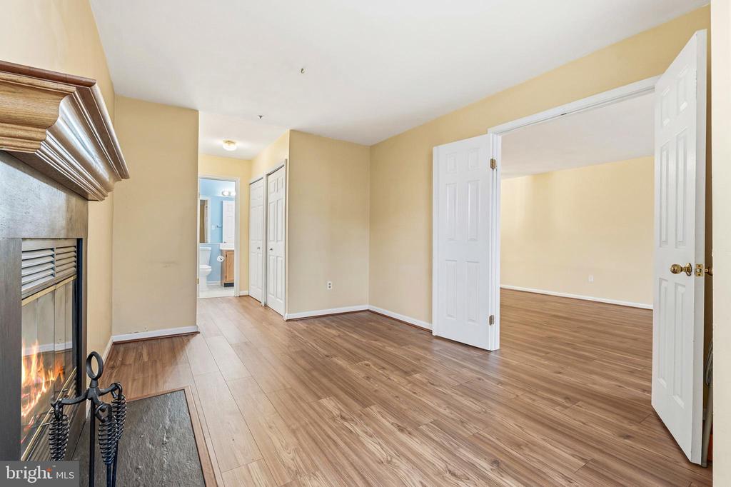2 HIGHSTREAM COURT Unit: 684