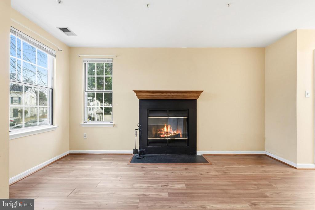 2 HIGHSTREAM COURT Unit: 684