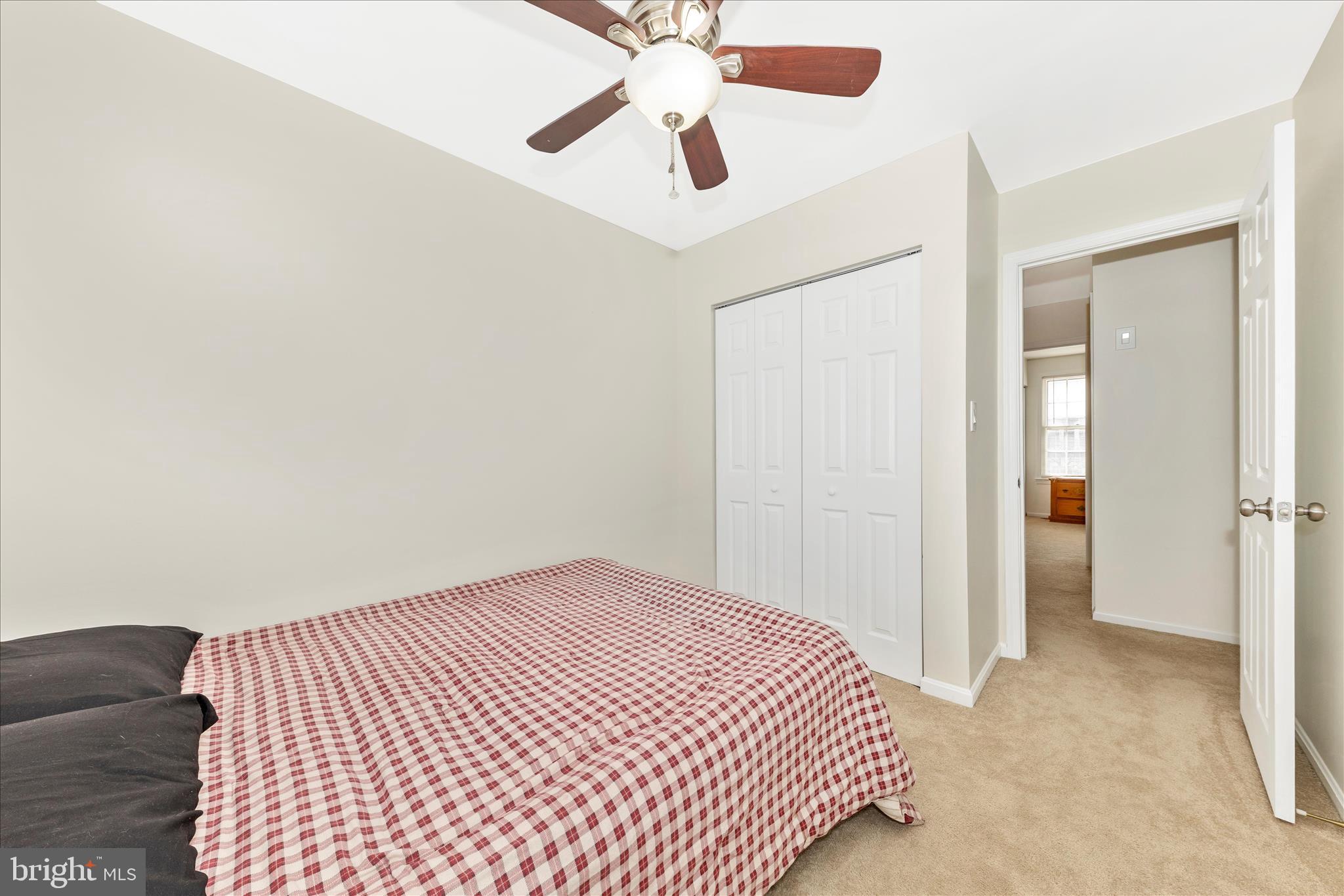 9923 MAPLE LEAF DRIVE