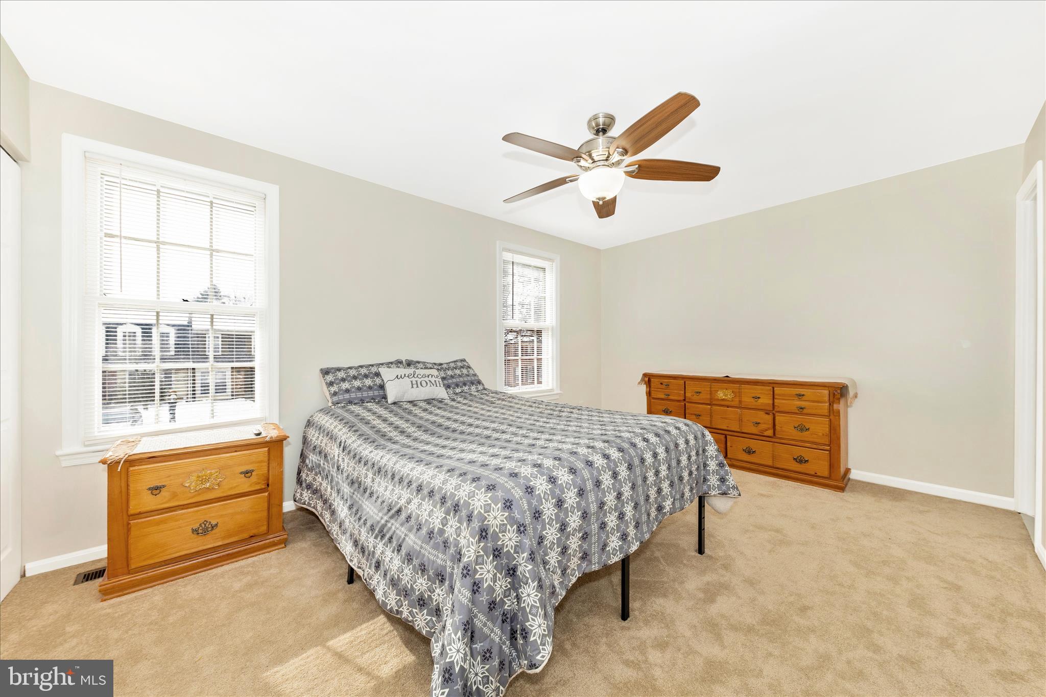 9923 MAPLE LEAF DRIVE