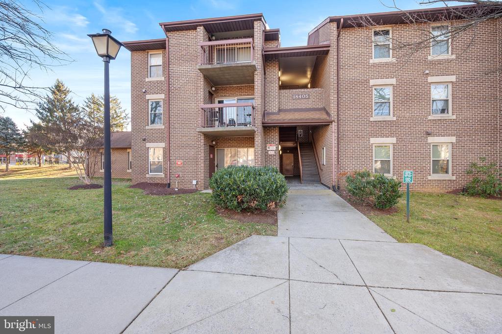 18405 GUILDBERRY DRIVE 201