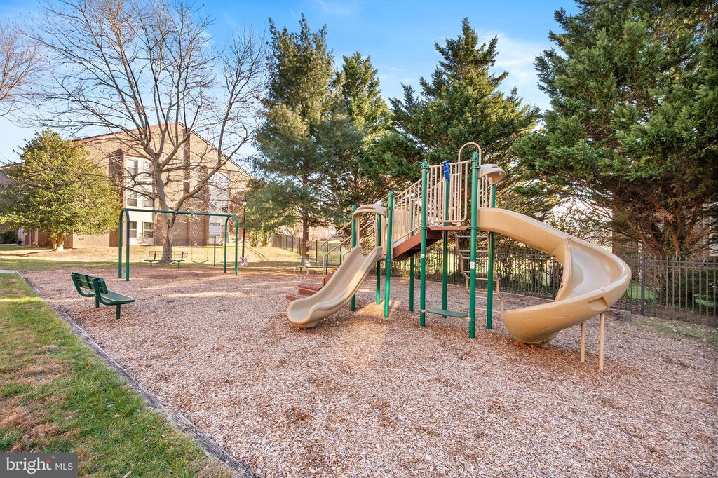 18405 GUILDBERRY DRIVE 201