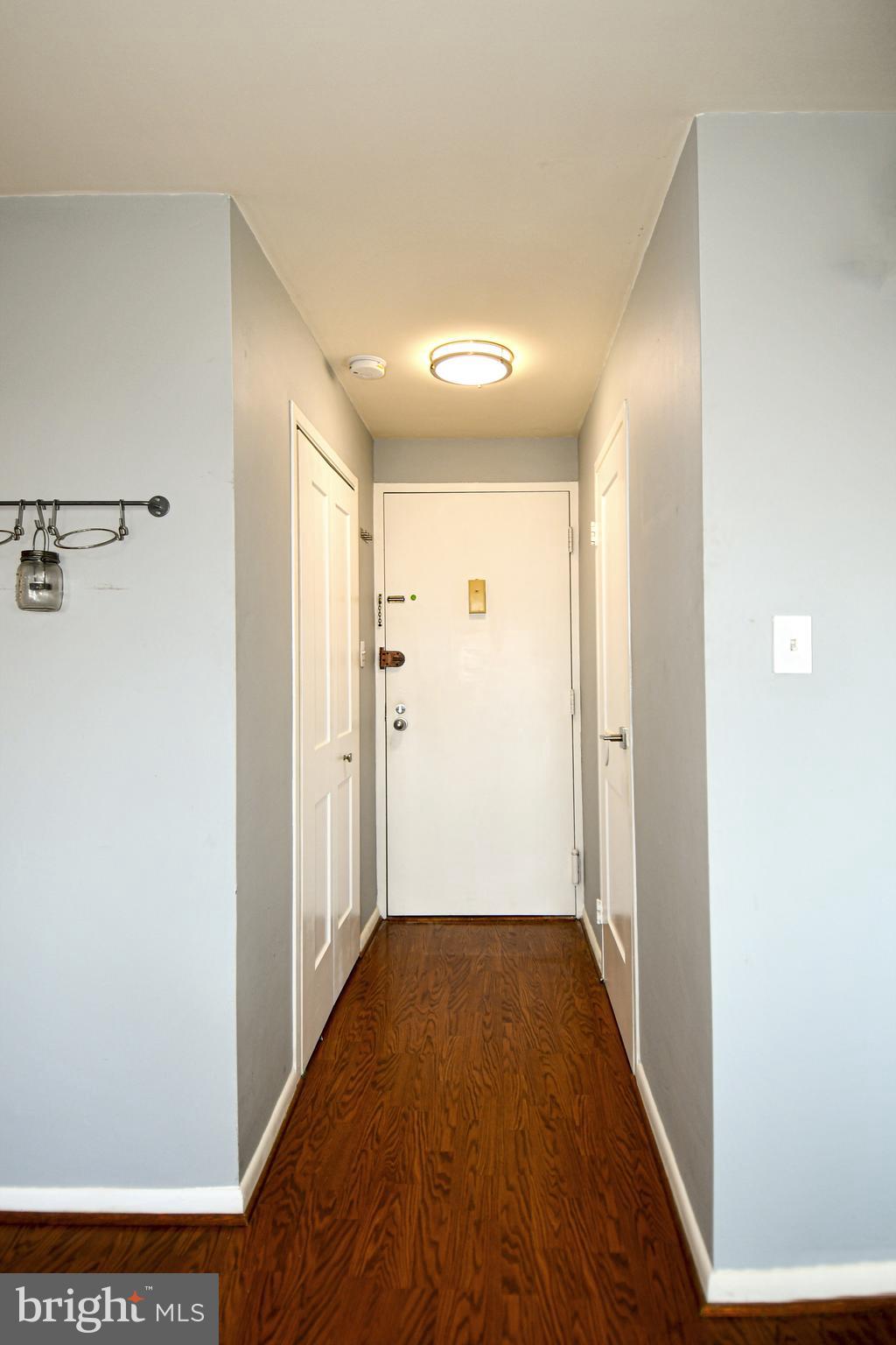 10201 GROSVENOR PLACE 1015