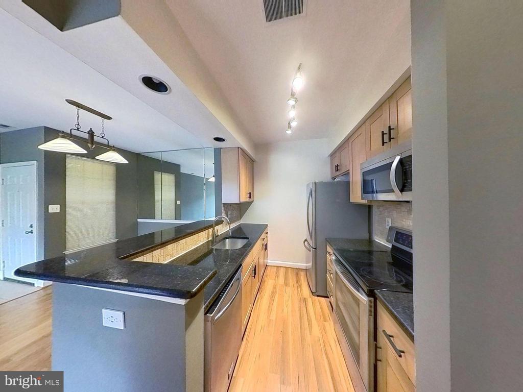 5917 BARBADOS PLACE Unit: 103