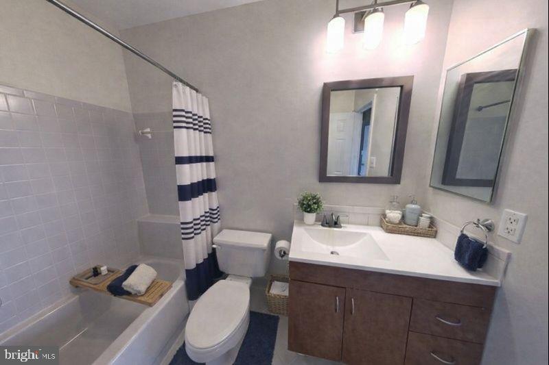 5917 BARBADOS PLACE Unit: 103