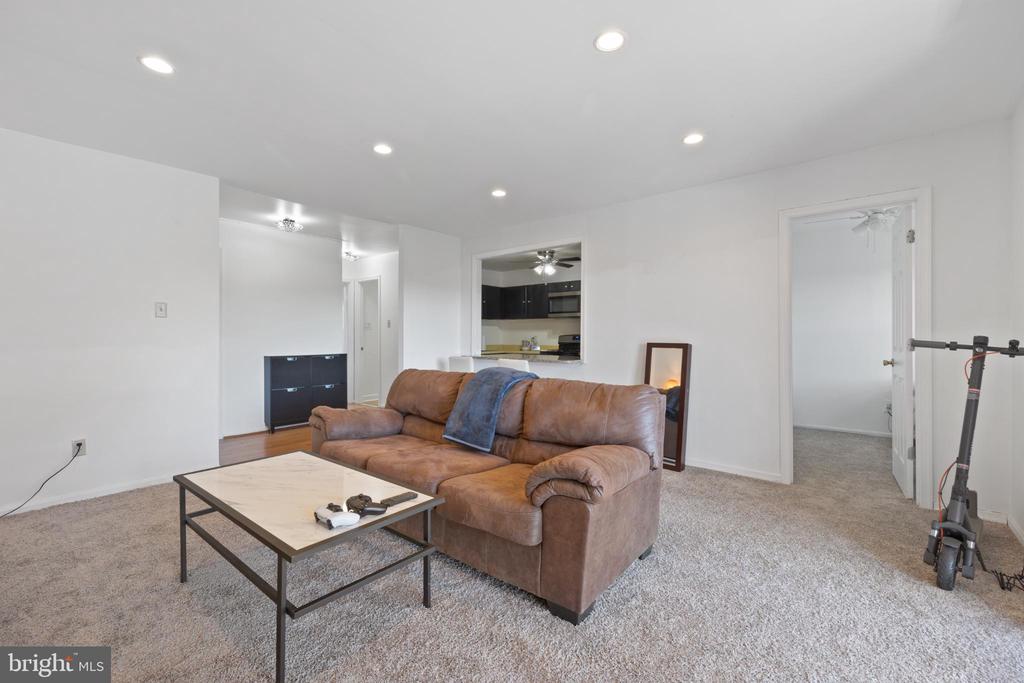 804 QUINCE ORCHARD BOULEVARD 201