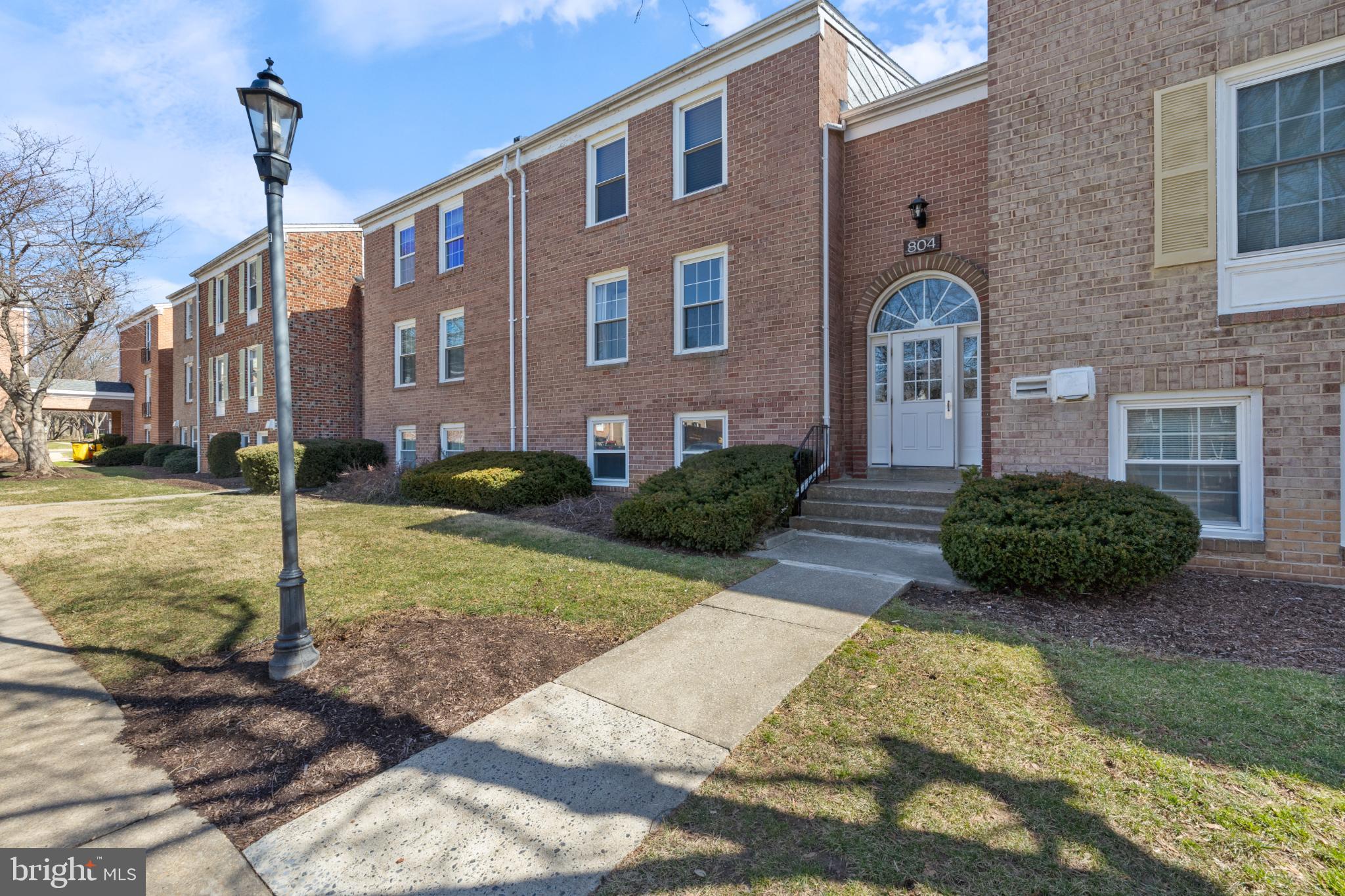 804 QUINCE ORCHARD BOULEVARD 201