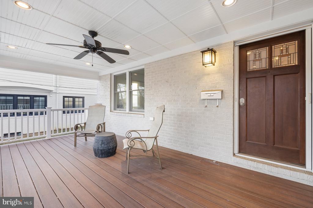 11106 ORLEANS WAY