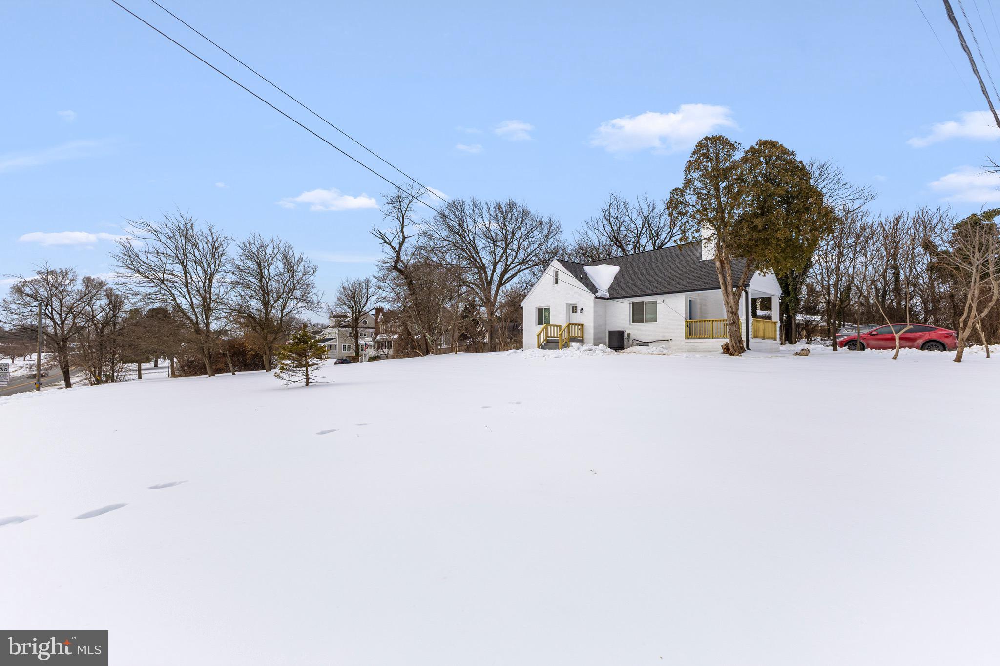3213 GREENCASTLE ROAD