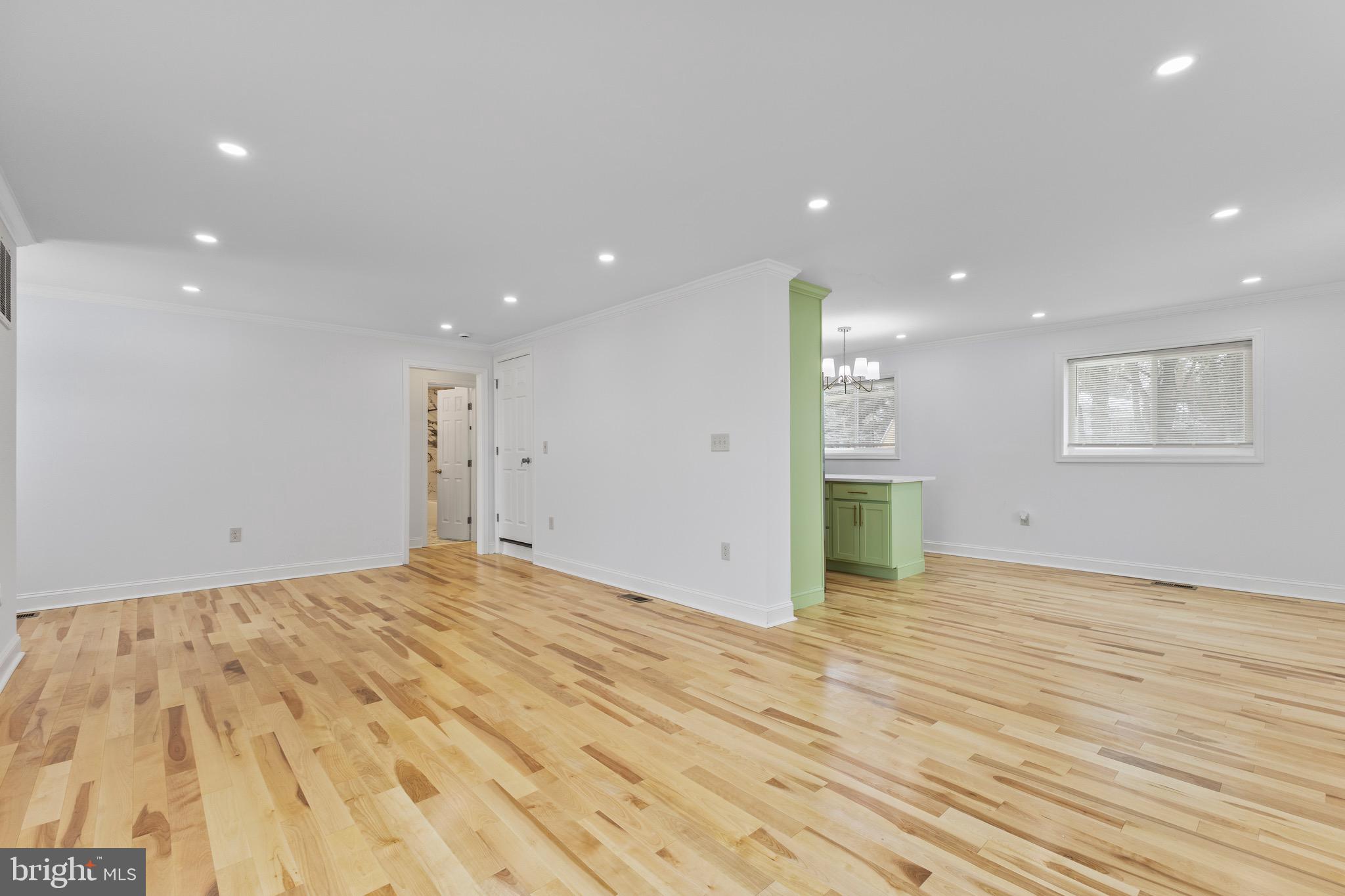 3213 GREENCASTLE ROAD