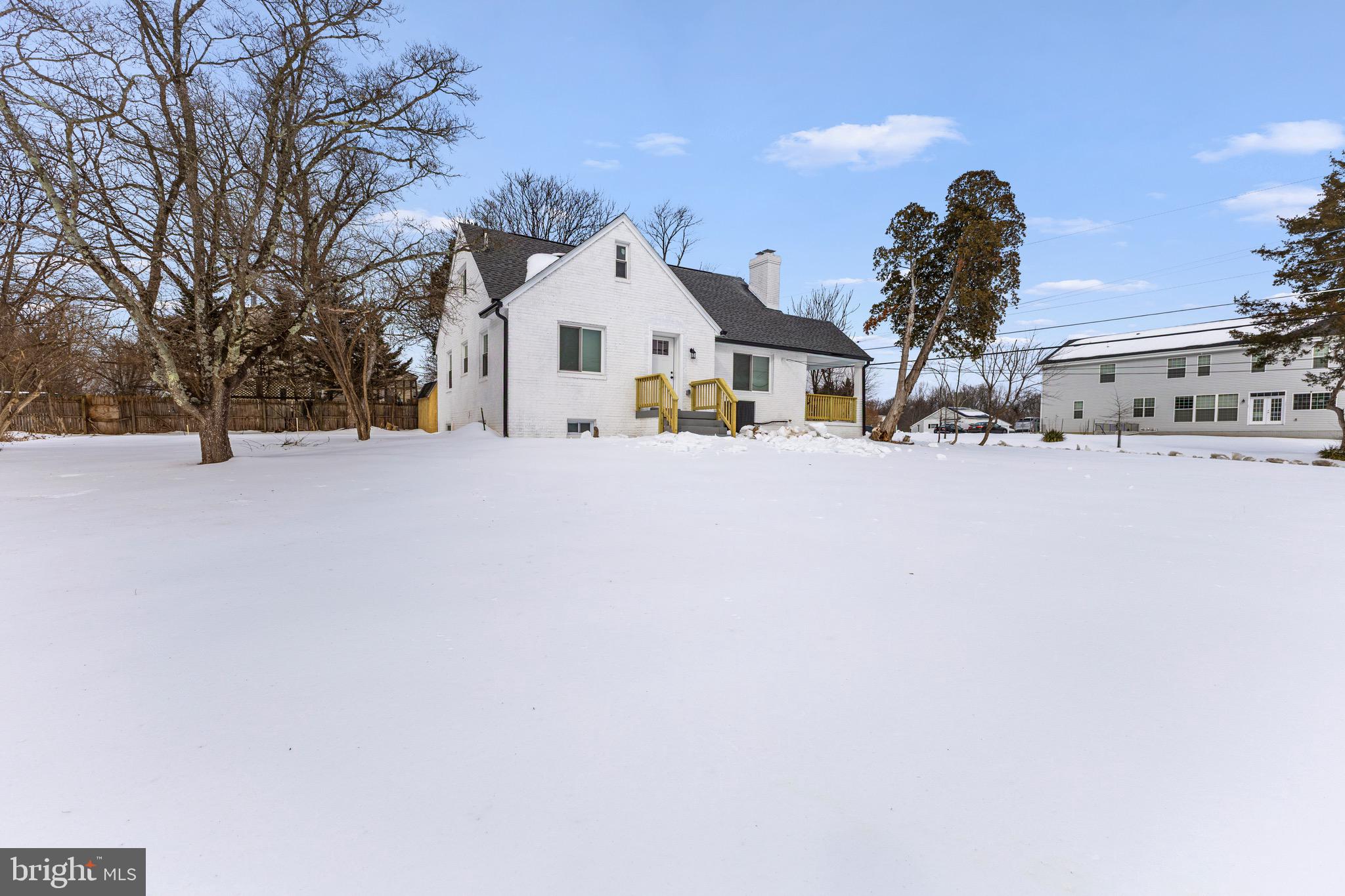 3213 GREENCASTLE ROAD