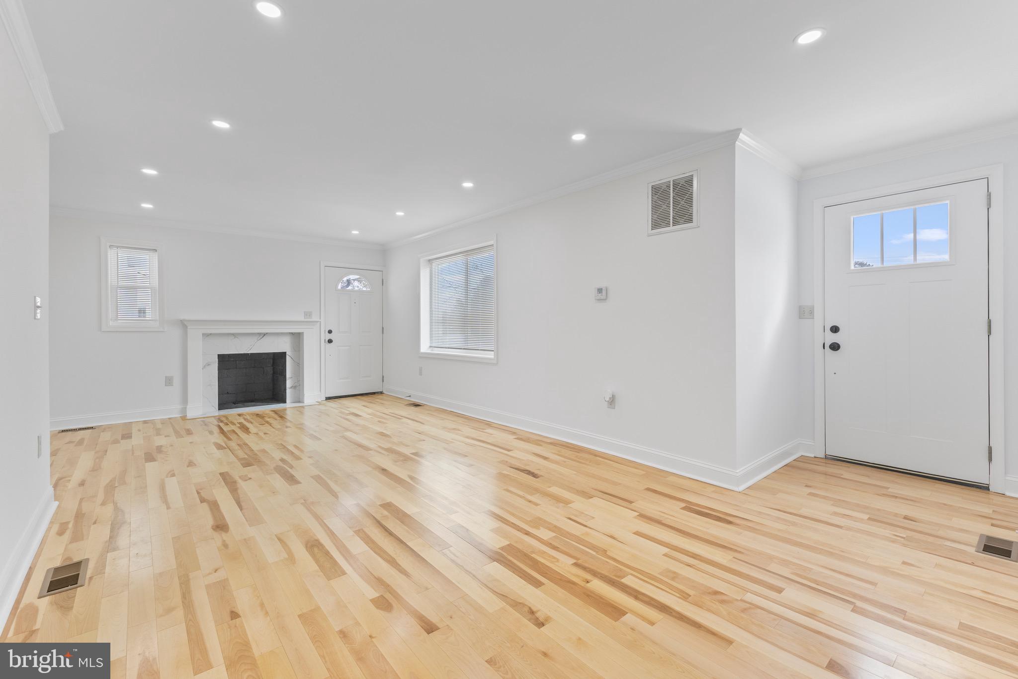 3213 GREENCASTLE ROAD