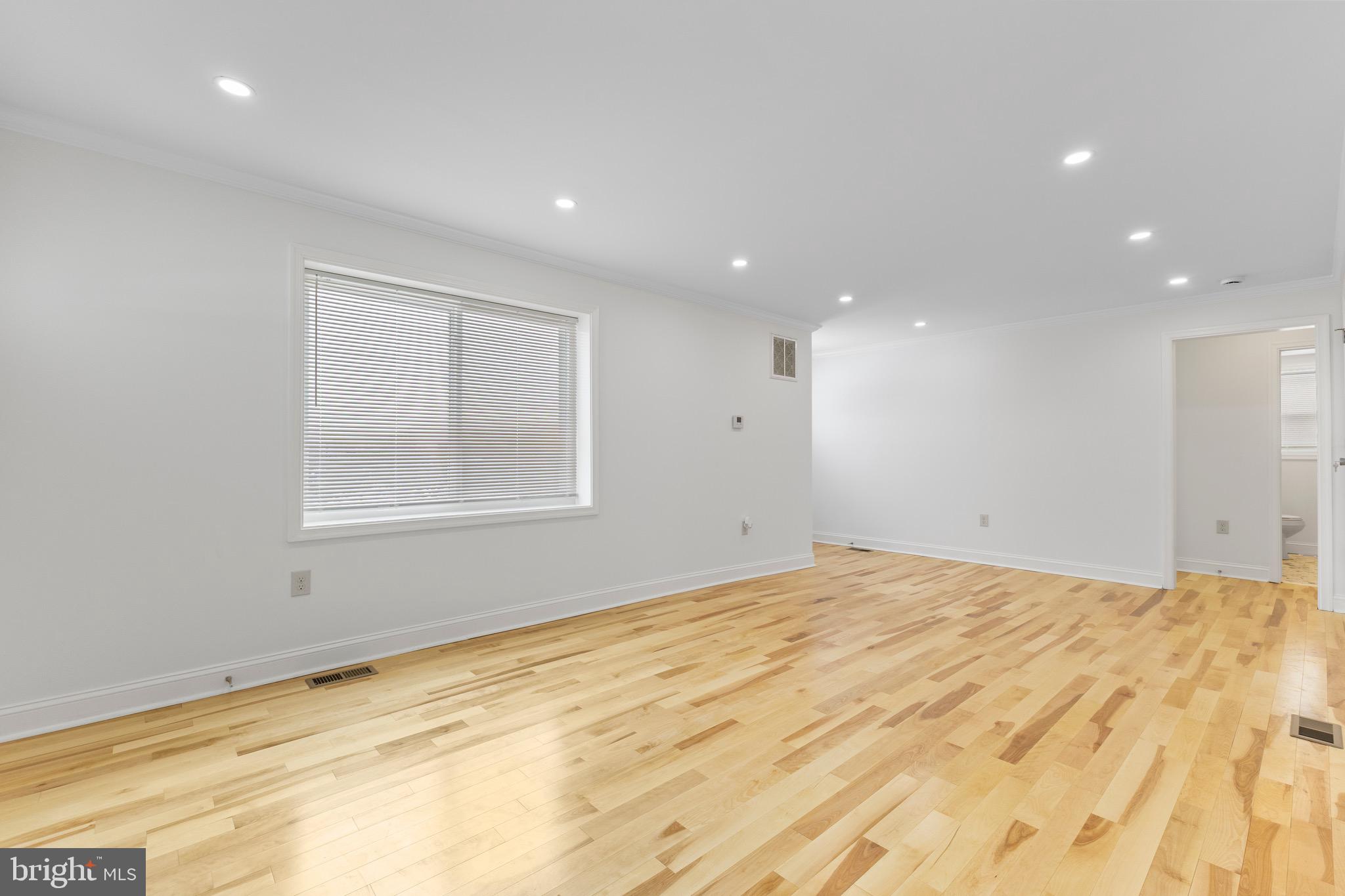3213 GREENCASTLE ROAD