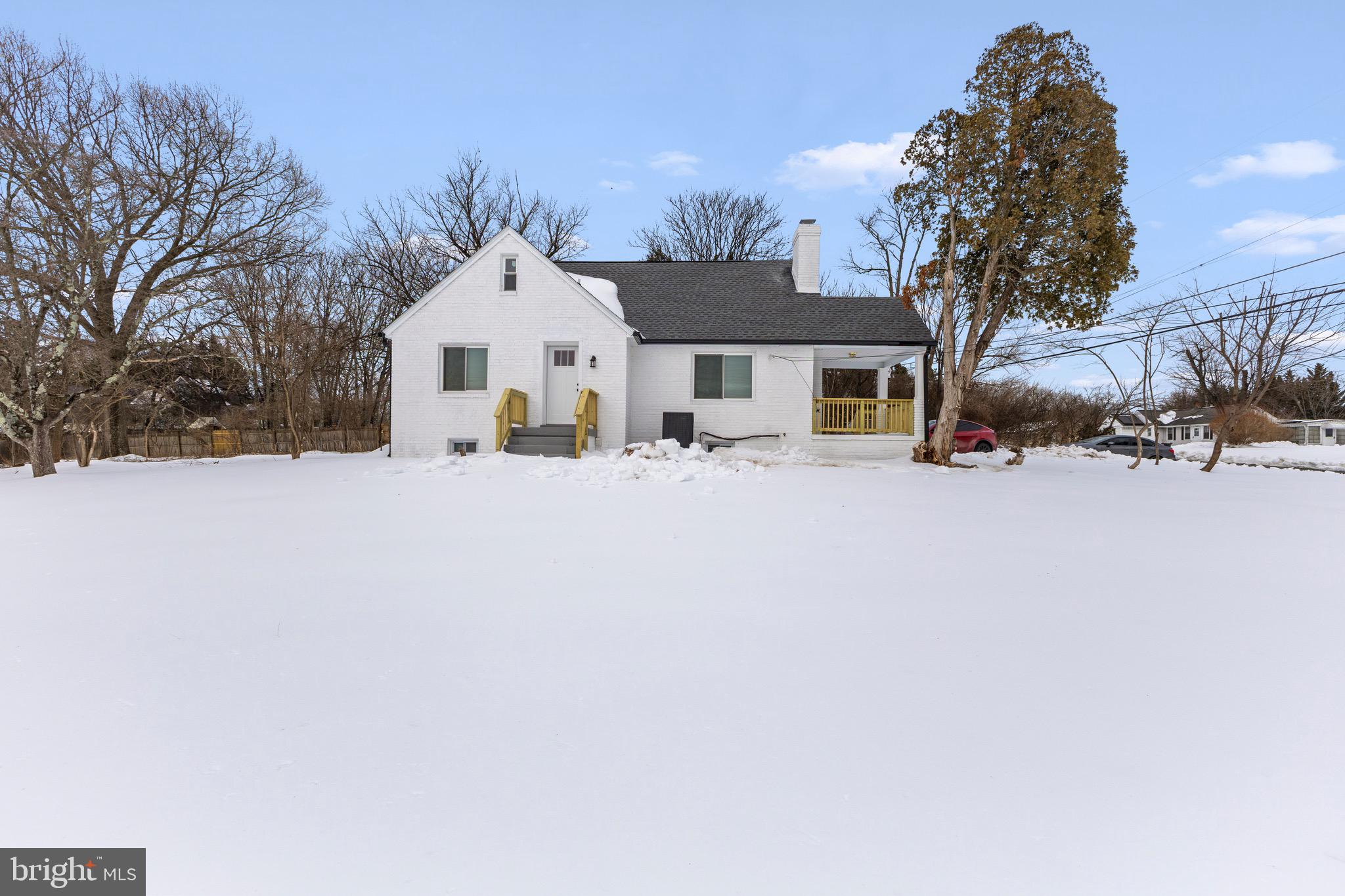 3213 GREENCASTLE ROAD