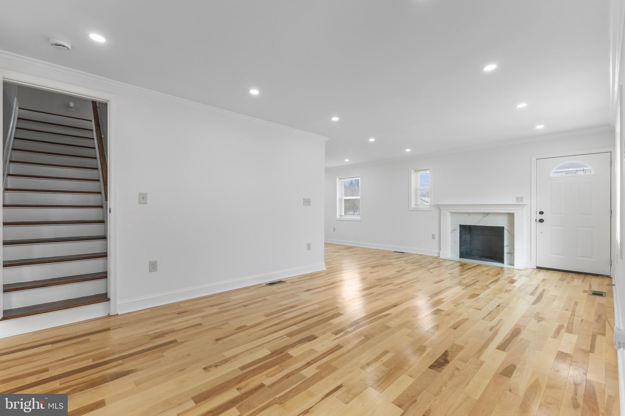 3213 GREENCASTLE ROAD