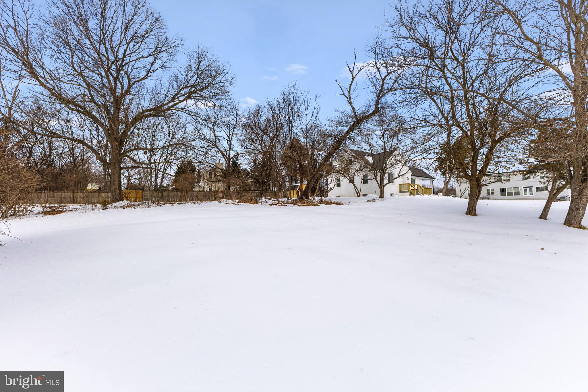 3213 GREENCASTLE ROAD