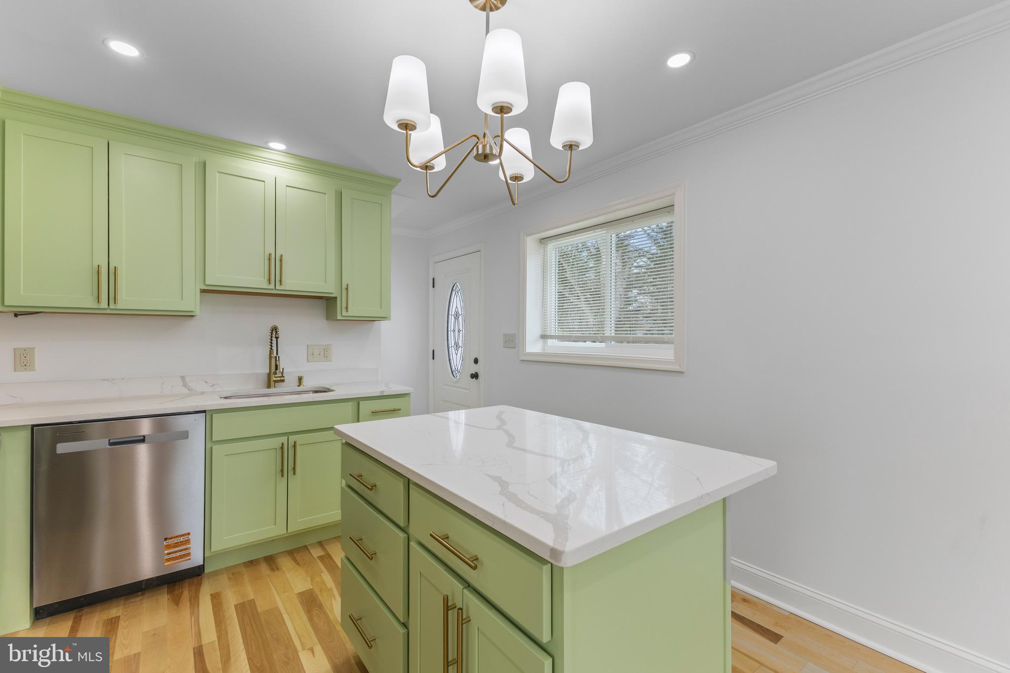 3213 GREENCASTLE ROAD