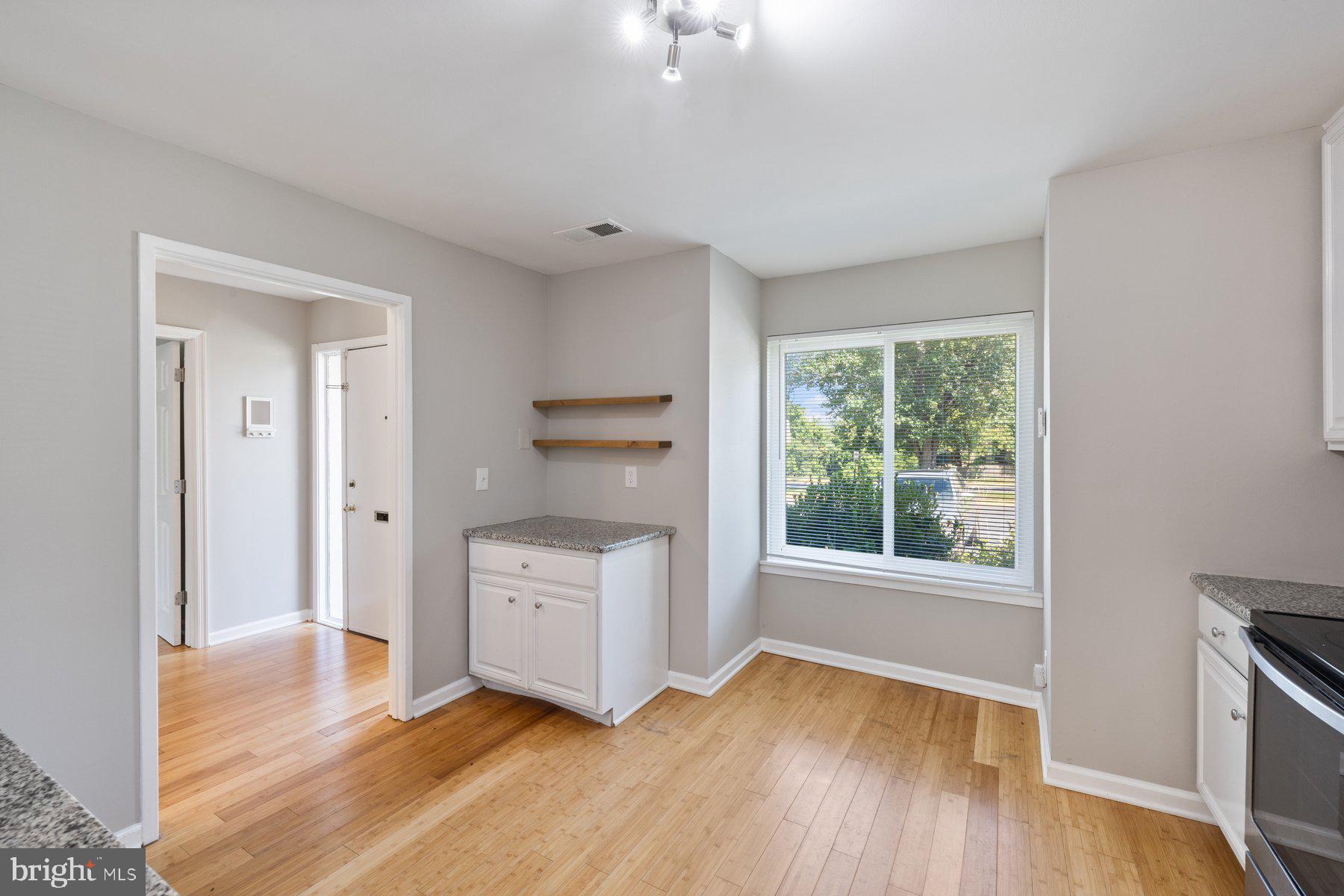 19422 THOMAS FARM ROAD