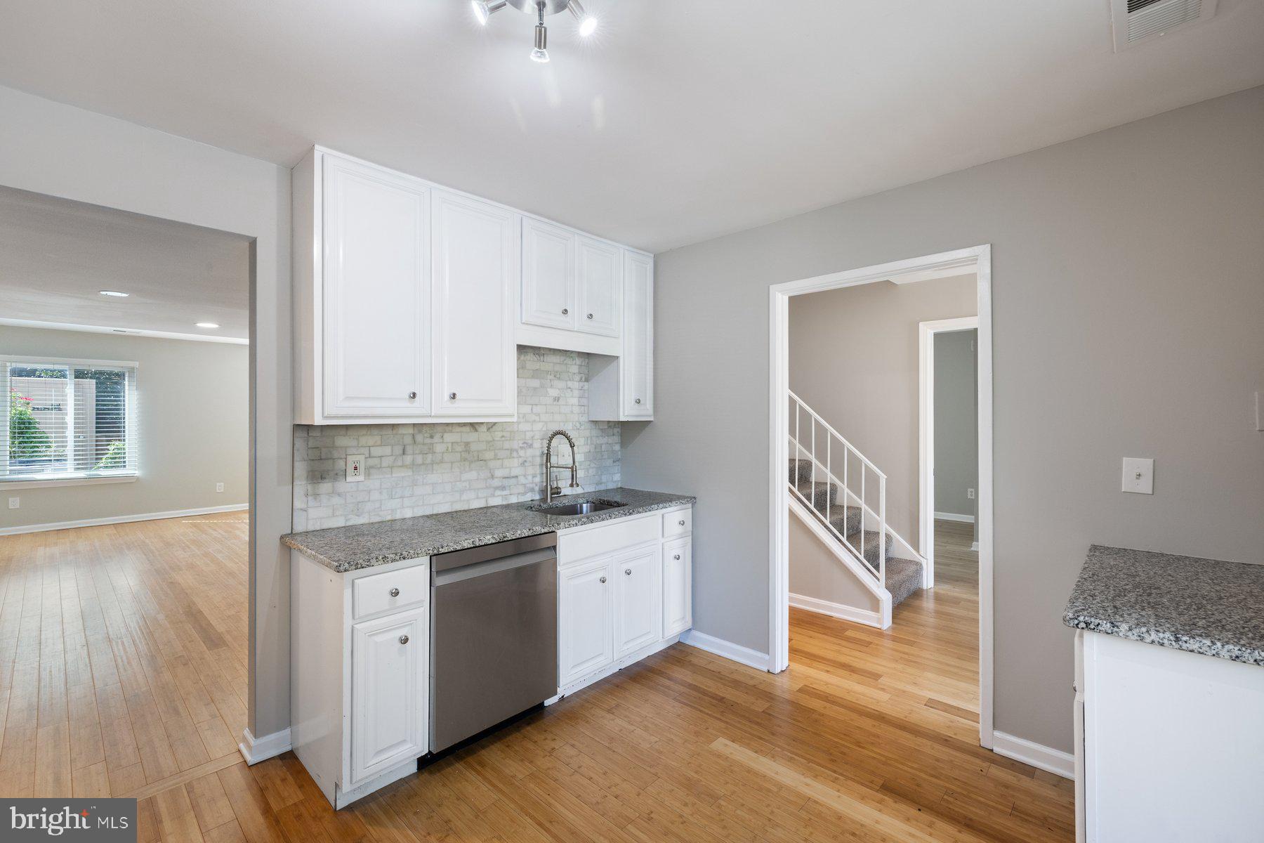 19422 THOMAS FARM ROAD