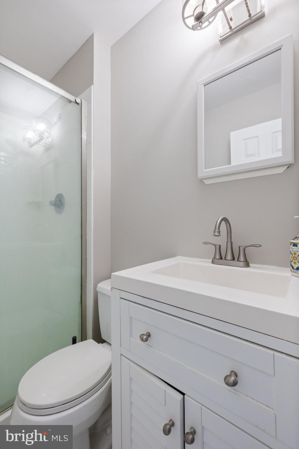 19422 THOMAS FARM ROAD