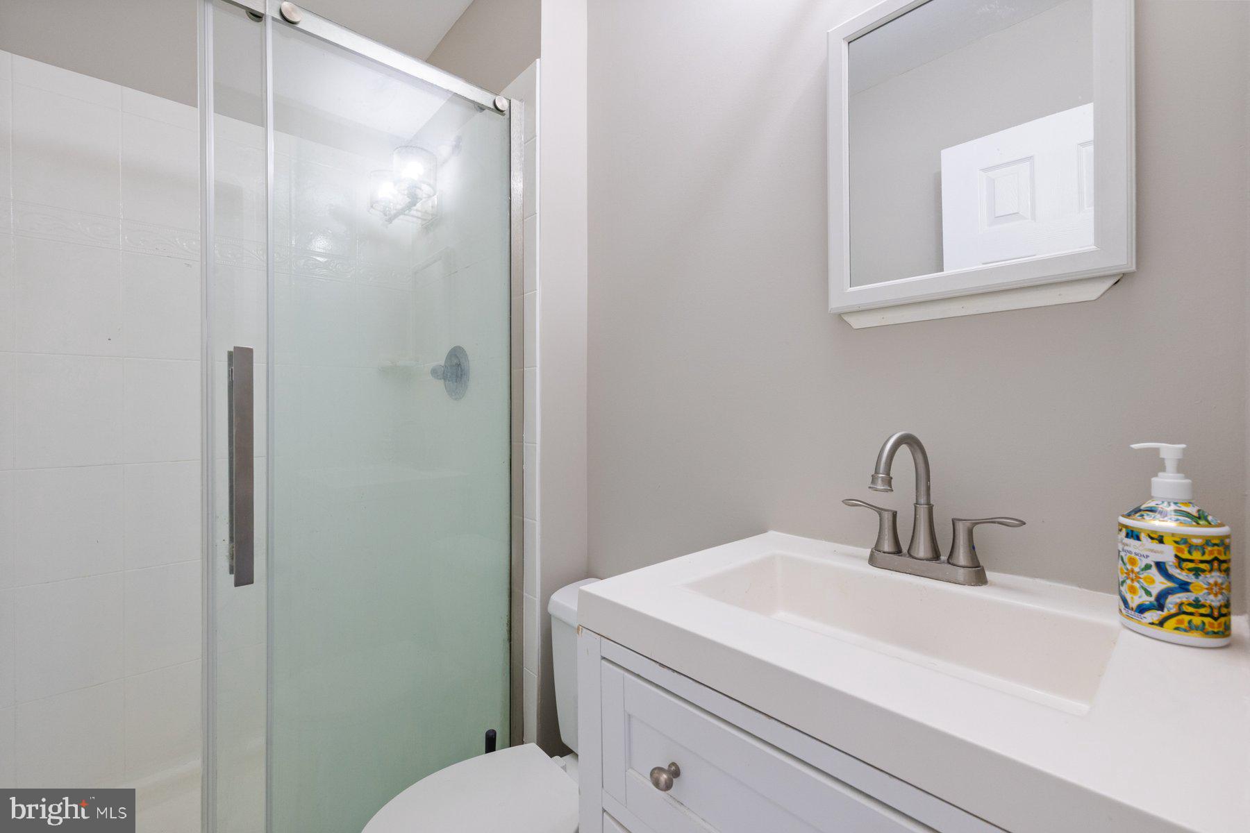 19422 THOMAS FARM ROAD