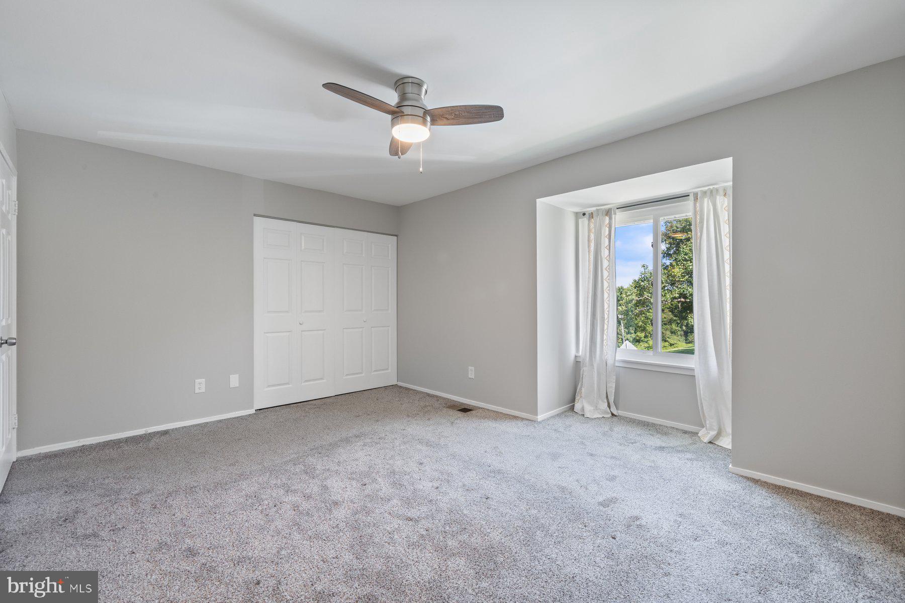 19422 THOMAS FARM ROAD