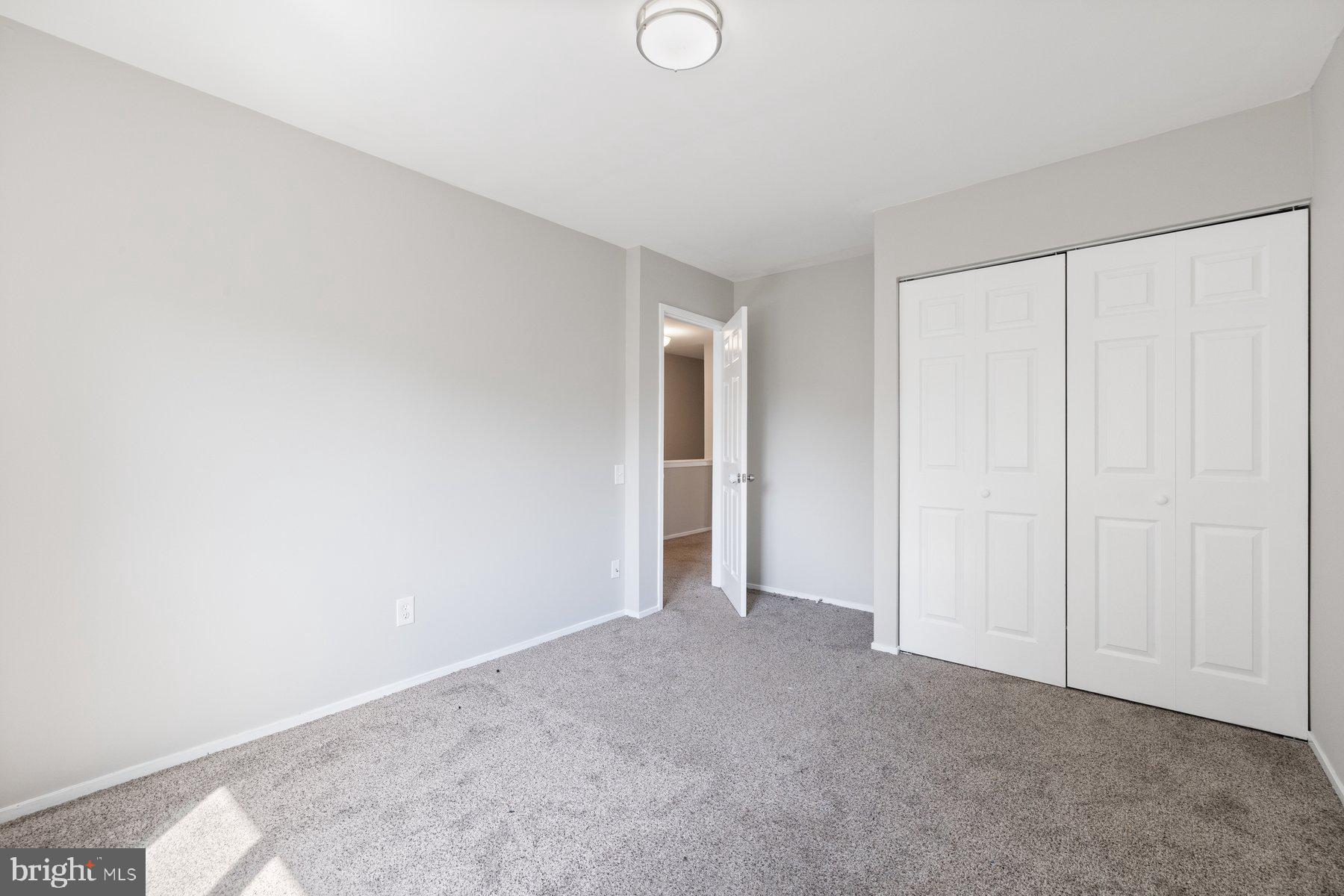 19422 THOMAS FARM ROAD