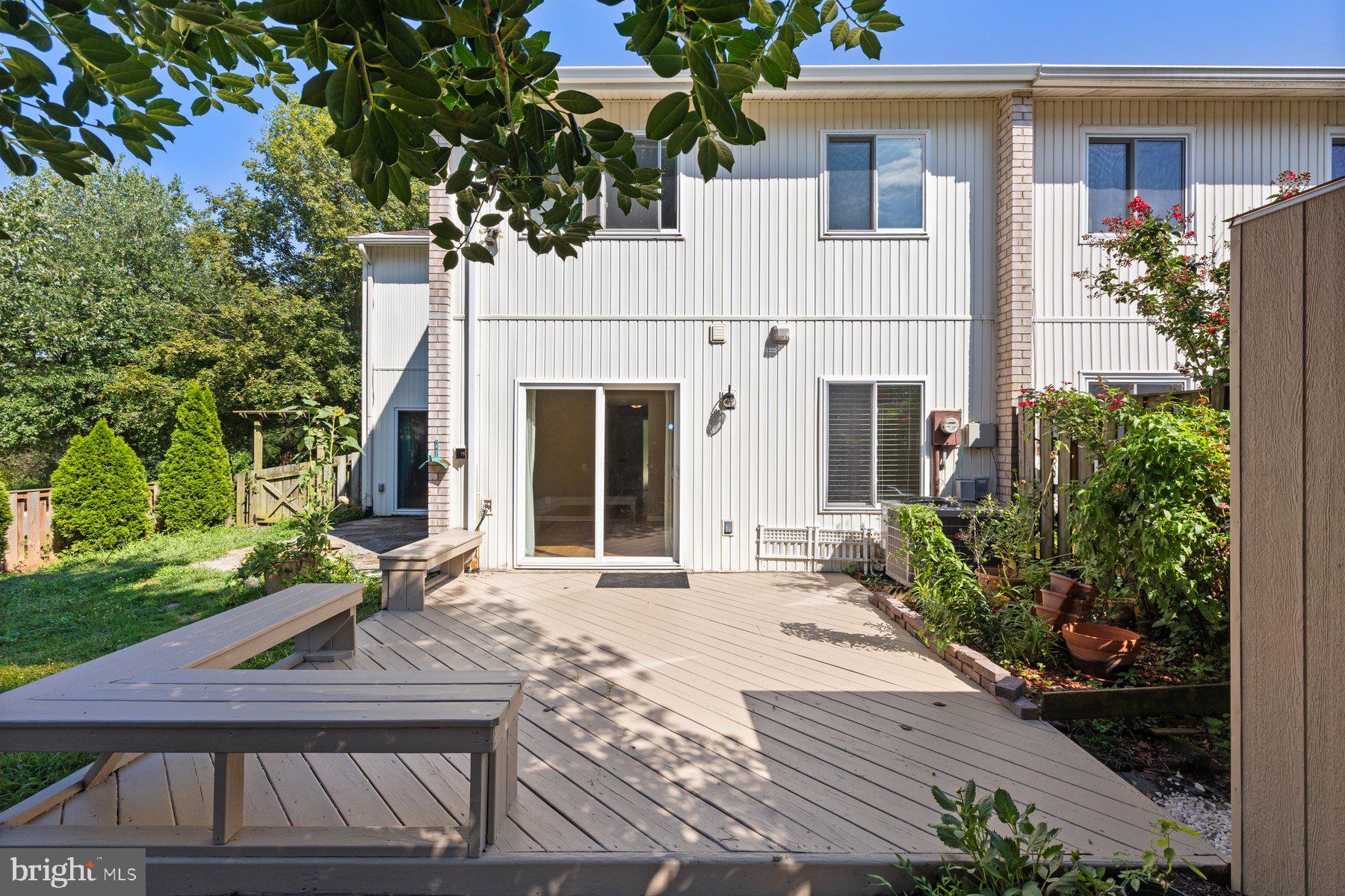 19422 THOMAS FARM ROAD