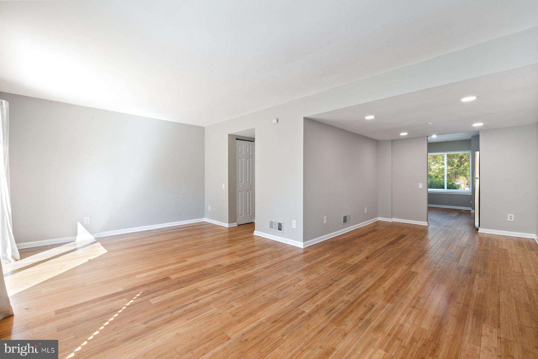 19422 THOMAS FARM ROAD