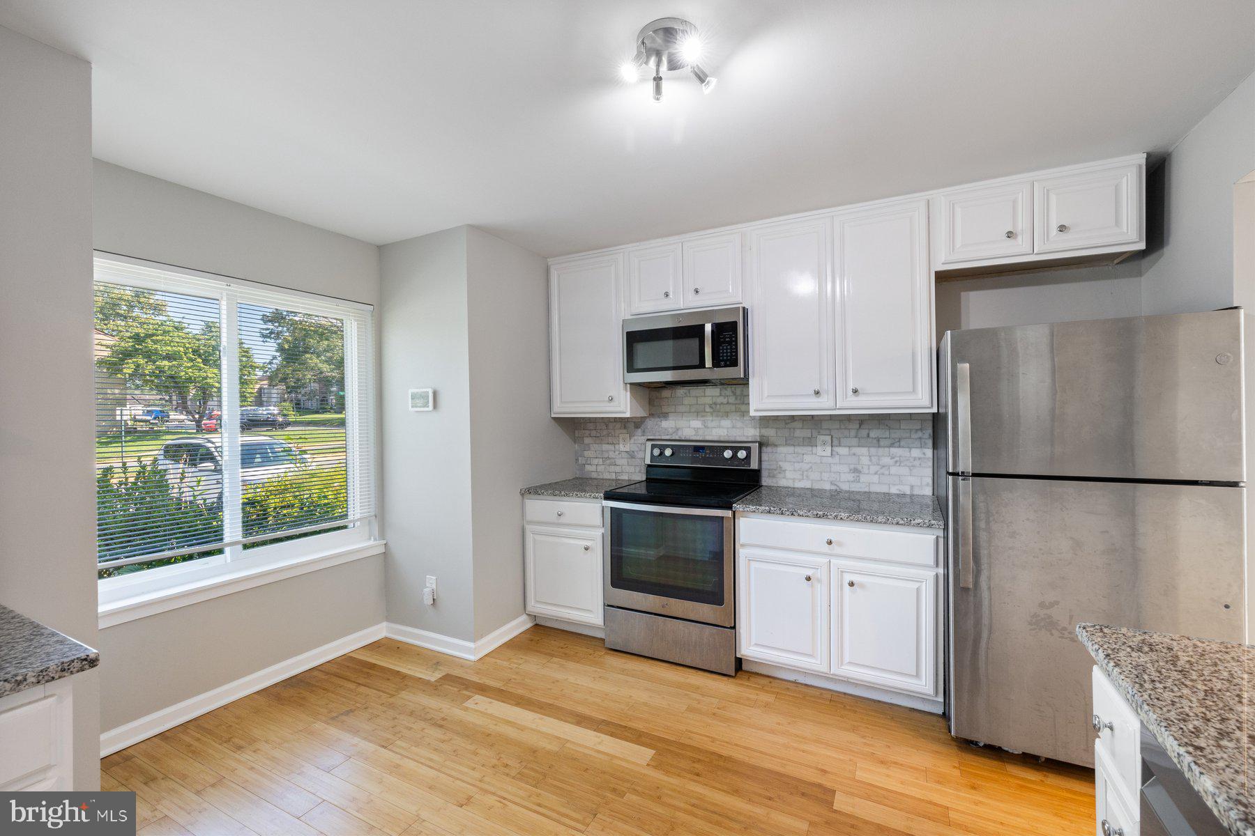 19422 THOMAS FARM ROAD