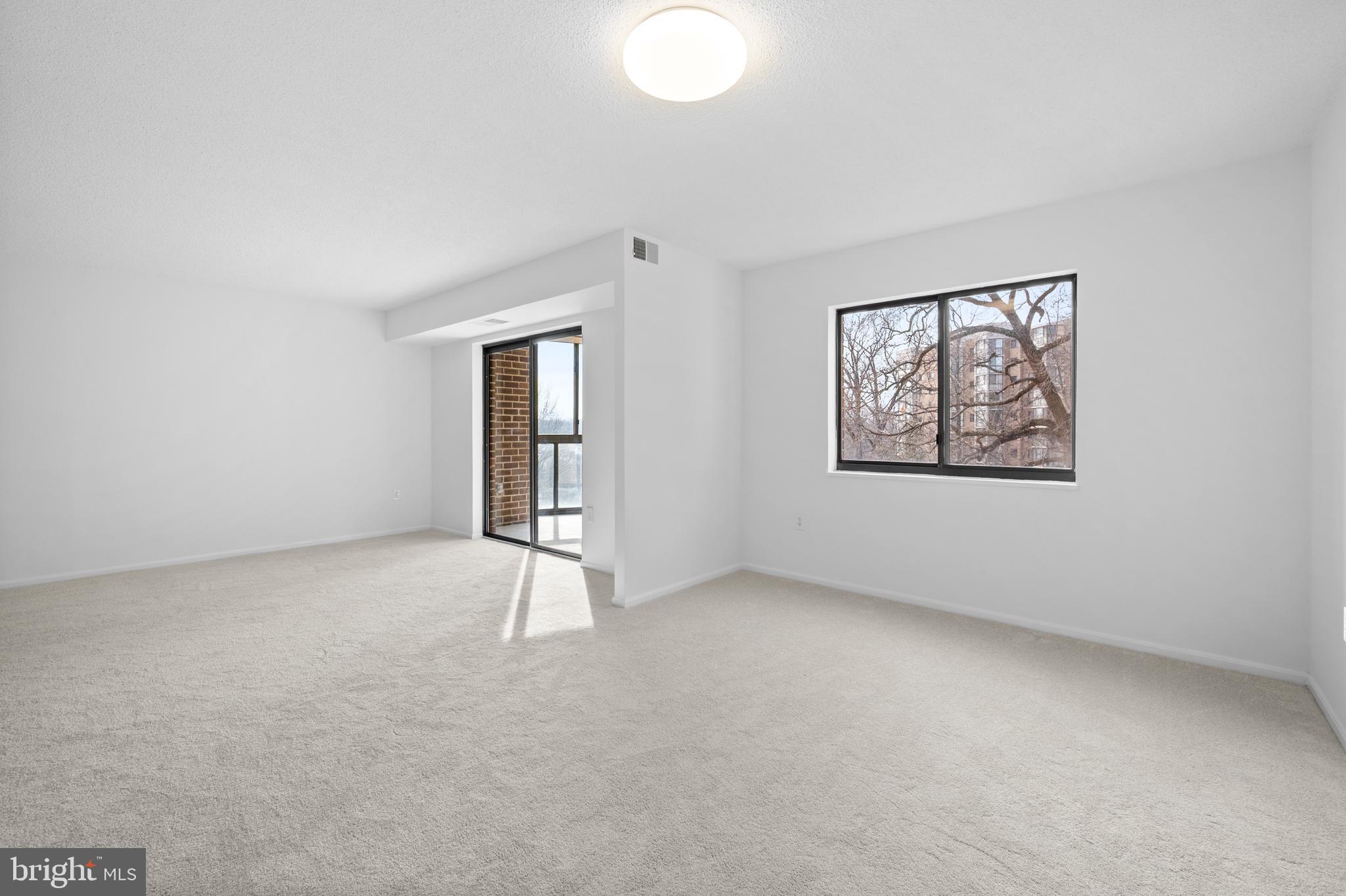 15115 INTERLACHEN DRIVE 3-716