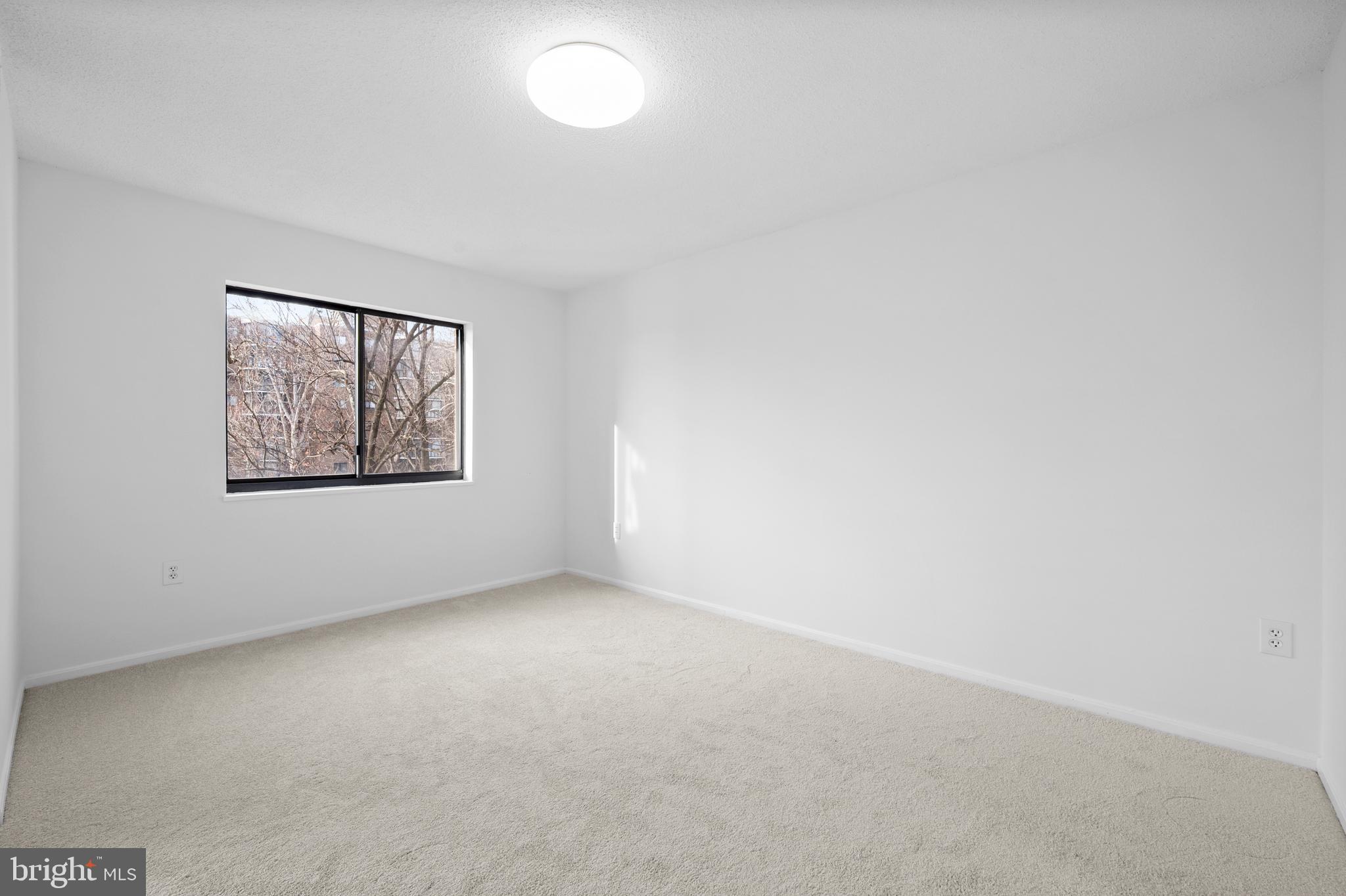 15115 INTERLACHEN DRIVE 3-716