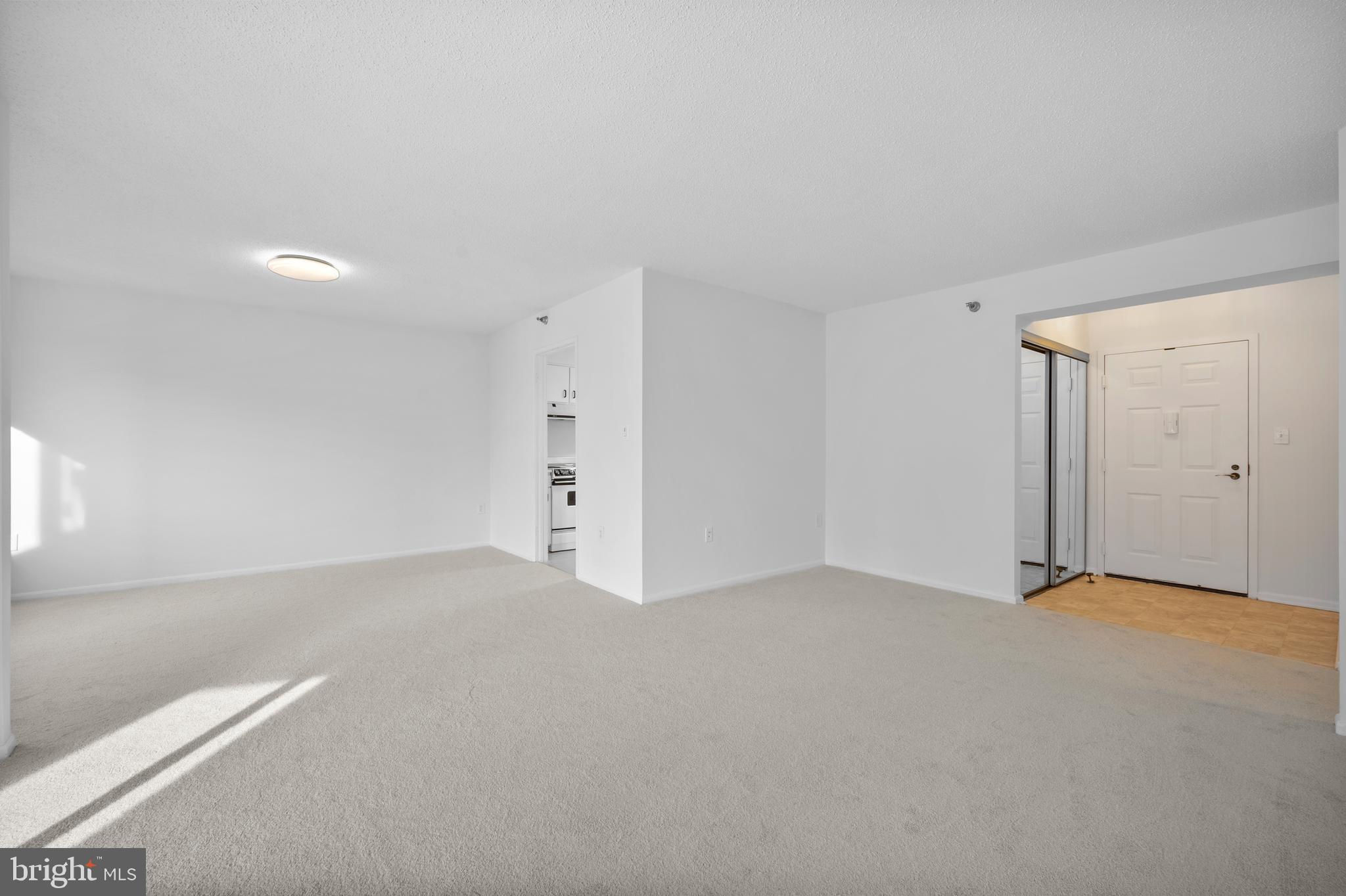 15115 INTERLACHEN DRIVE 3-716