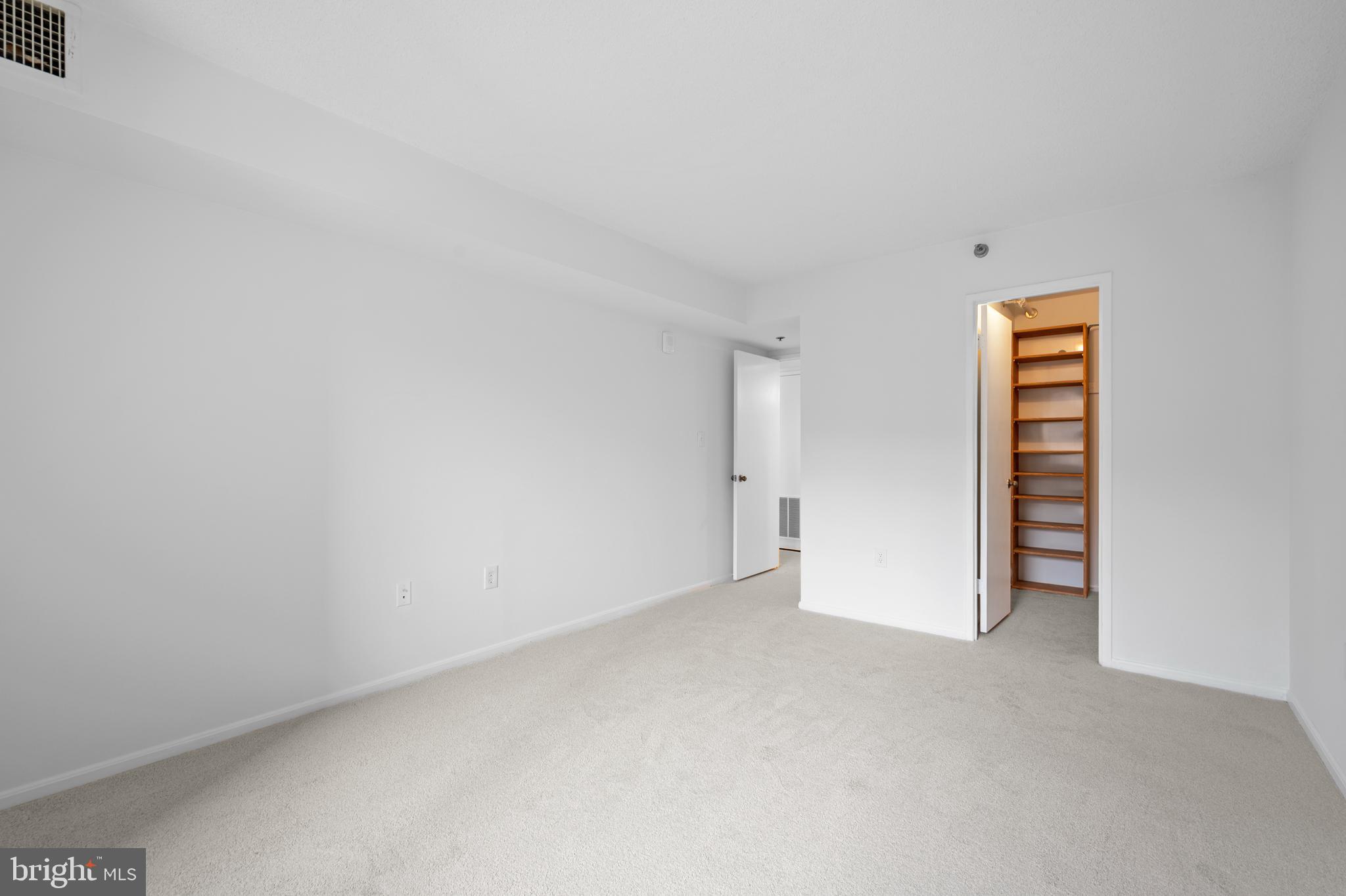 15115 INTERLACHEN DRIVE 3-716