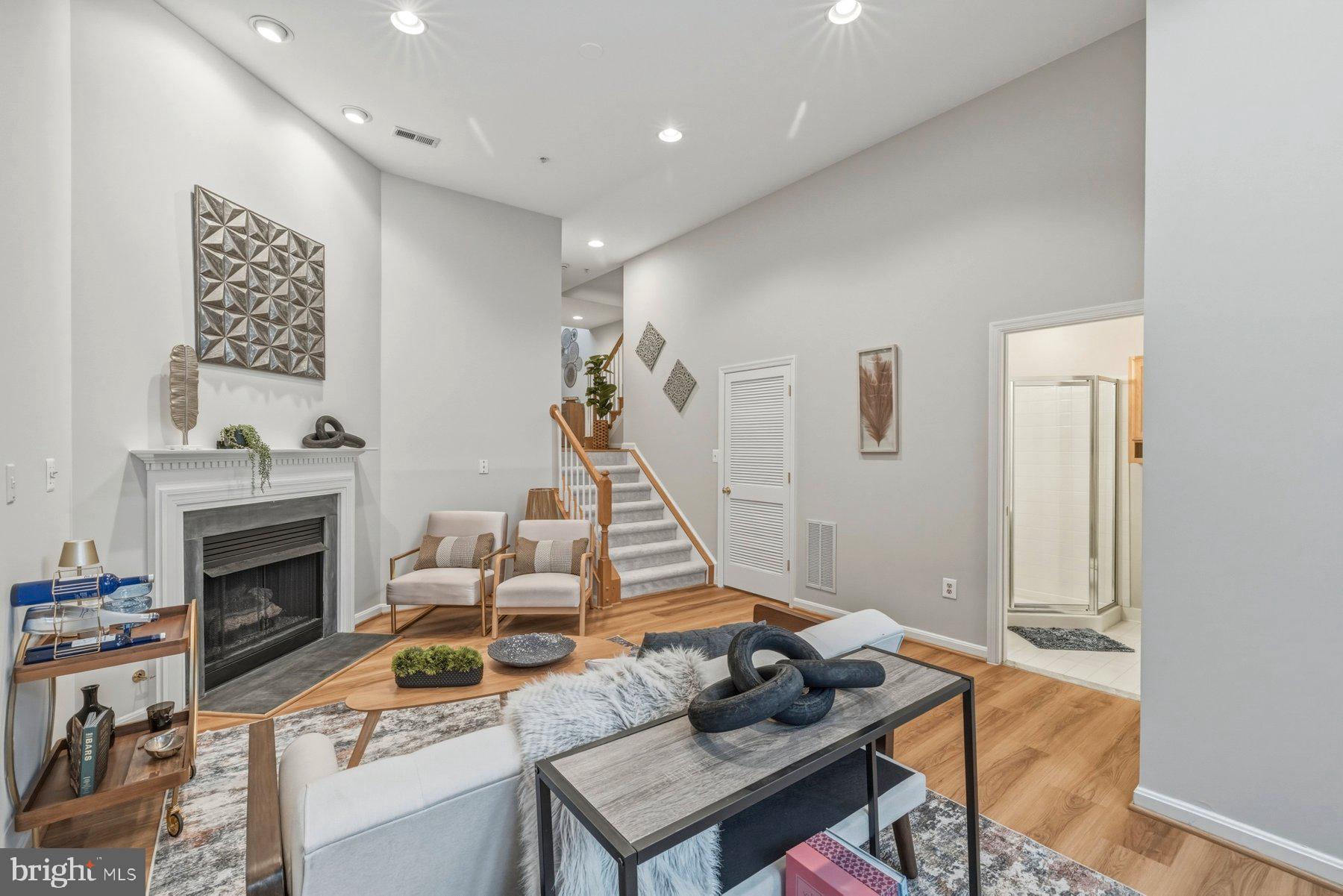 133 WOOTTON OAKS COURT